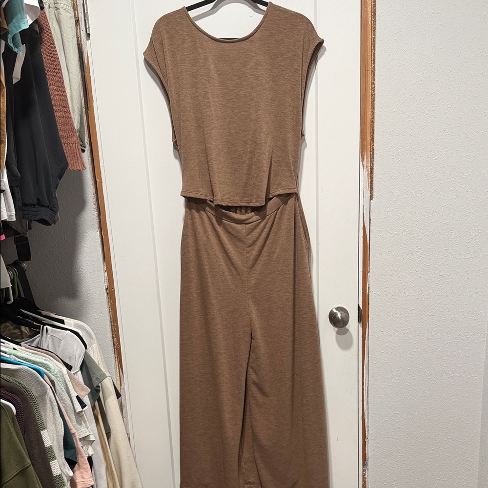 Elegant Brown Sleeveless Jumper